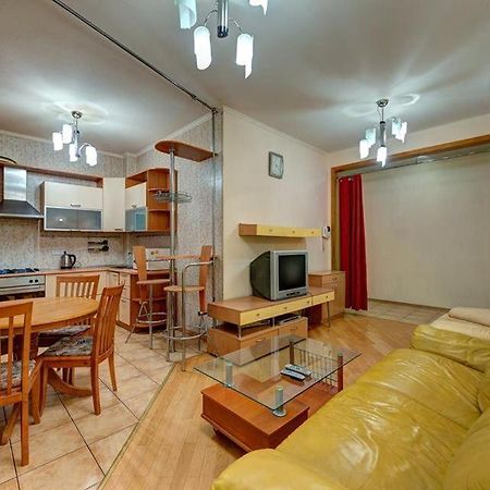 Apartments On Shota Rustaveli キエフ エクステリア 写真